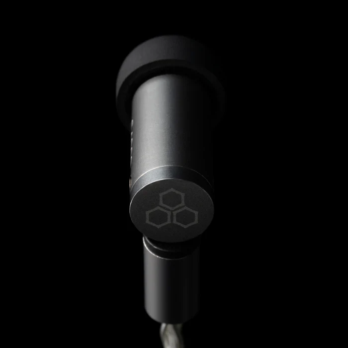 Final Audio S4000